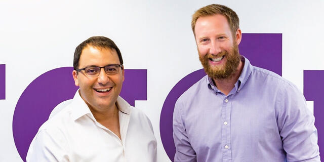 מימין לוק דירינג ממיסדי VineUp דניאל כהן מנכל Graduway  