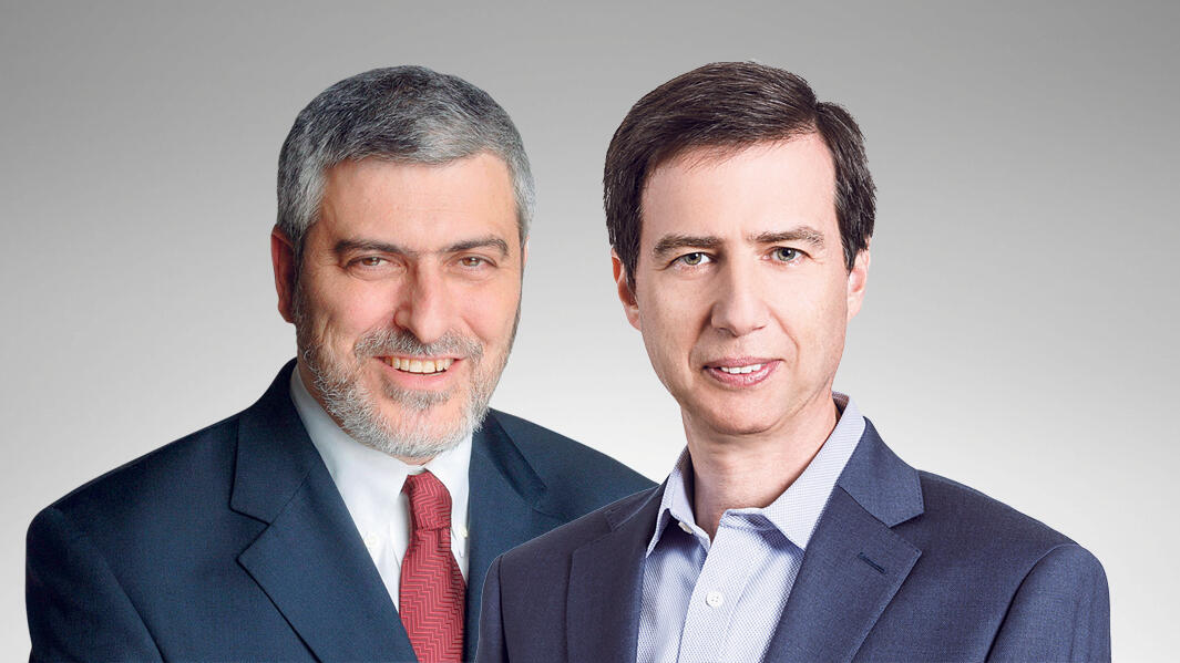מימין מנכ"ל בנק לאומי חנן פרידמן ומנכ"ל בנק הפועלים דב קוטלר