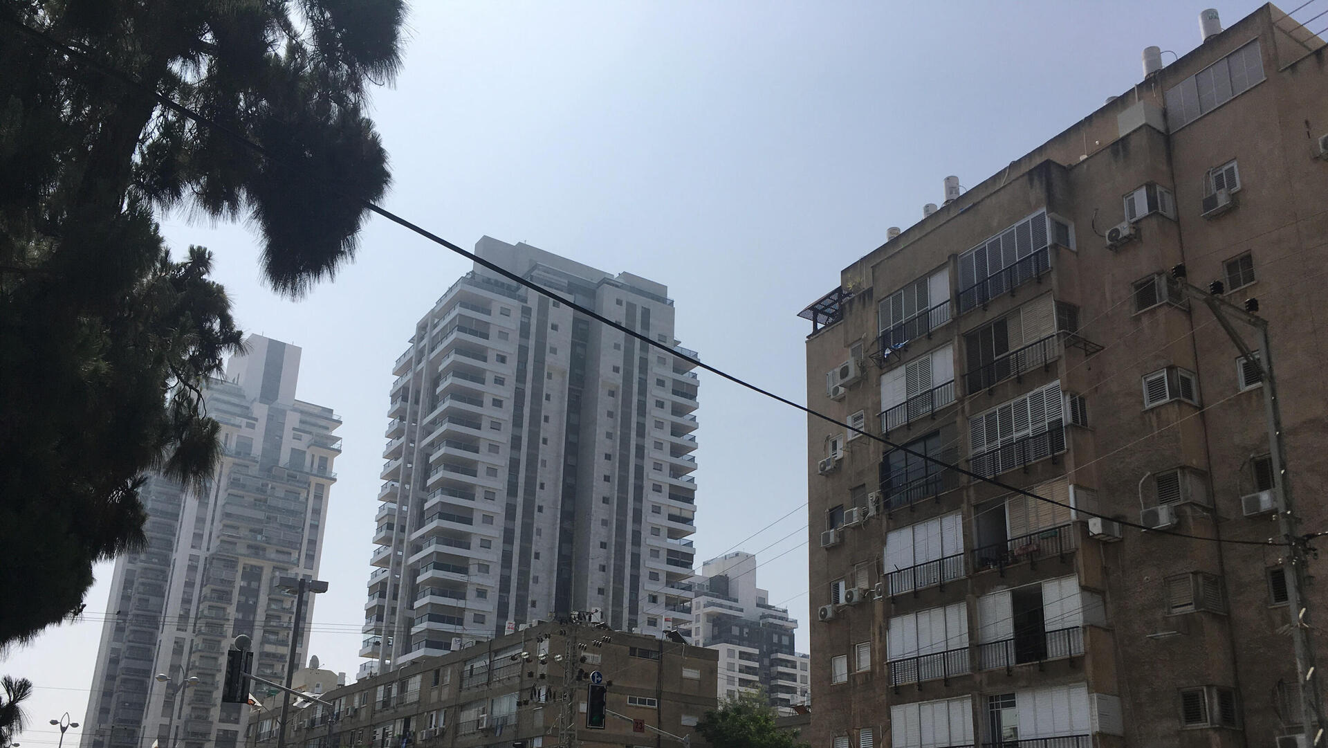 חולון – ישן מול חדש