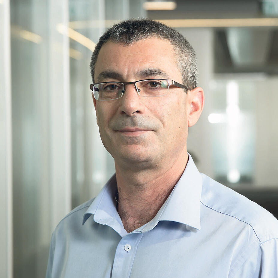סמי בבקוב, ראש חטיבת ההשקעות בהראל. החברה תיחשף לתחום חומרי הגלם לבנייה (צילום: אוראל כהן) סמי בבקוב משנה למנכל ומנהל חטיבת ההשקעות בקבוצת הראל