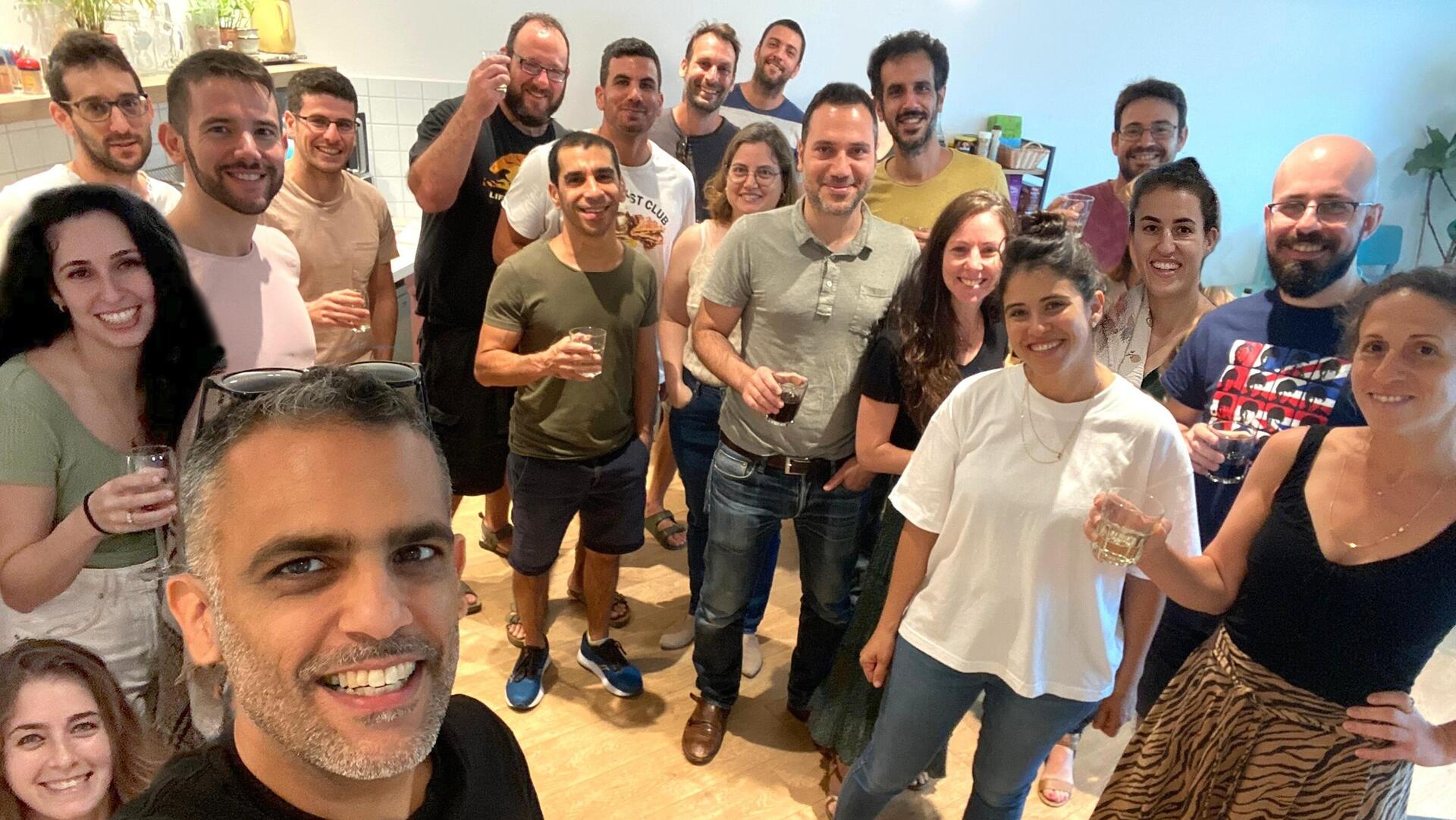 Genoox team
